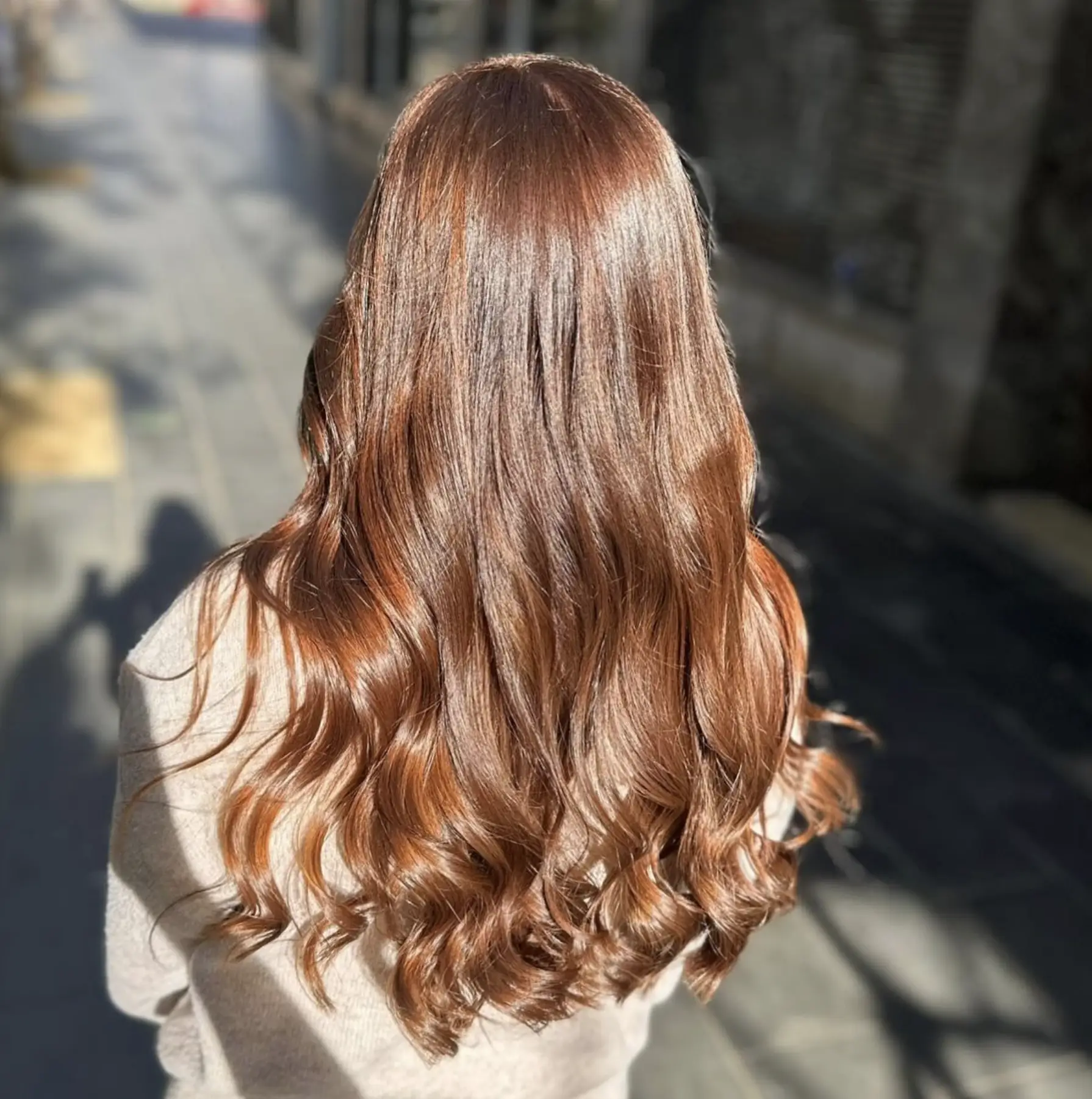 Babylights en Barcelona Mechas babylight sutiles en peluqueria Eixample Barcelona